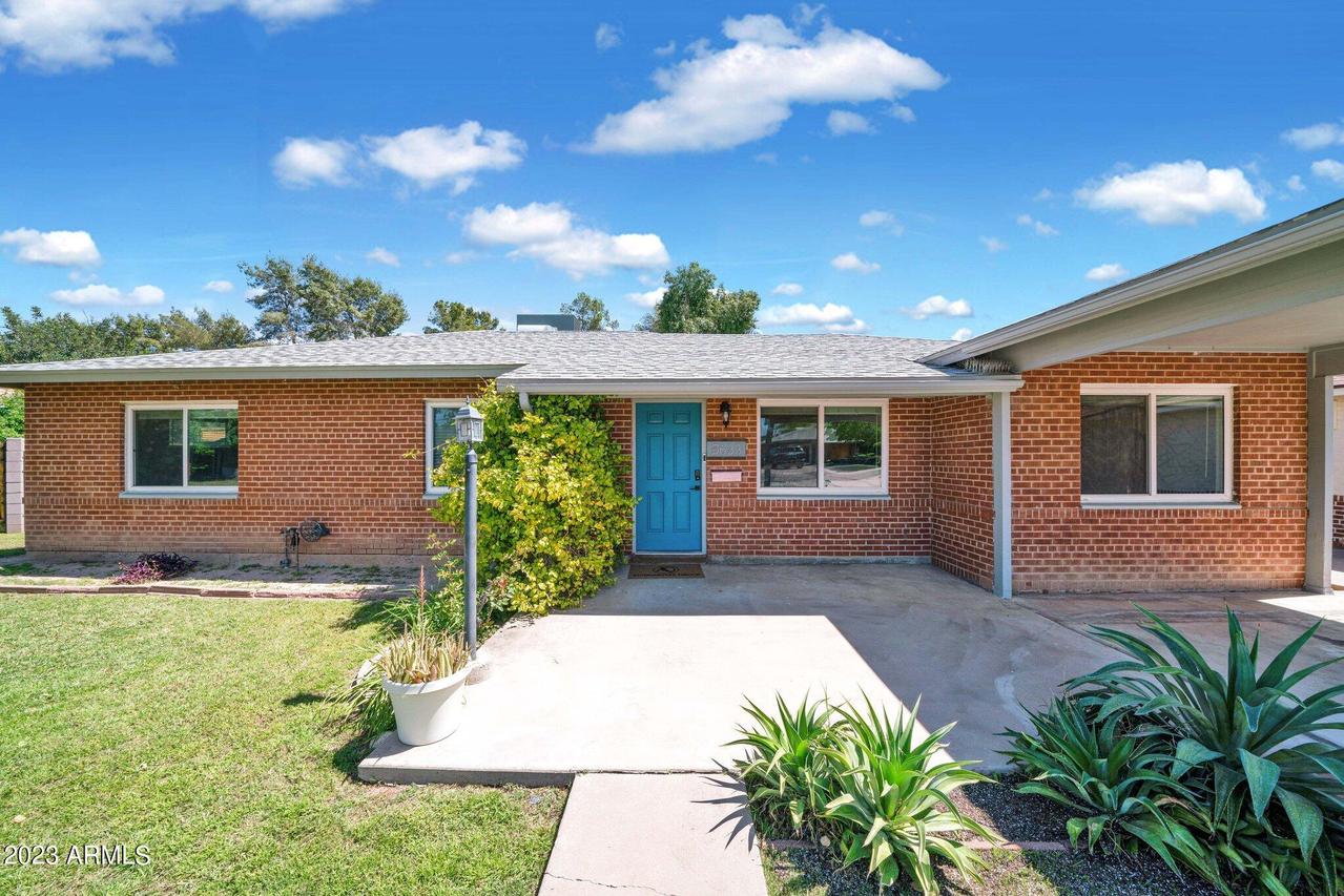 5633 N 7th Dr., Phoenix, AZ 85013