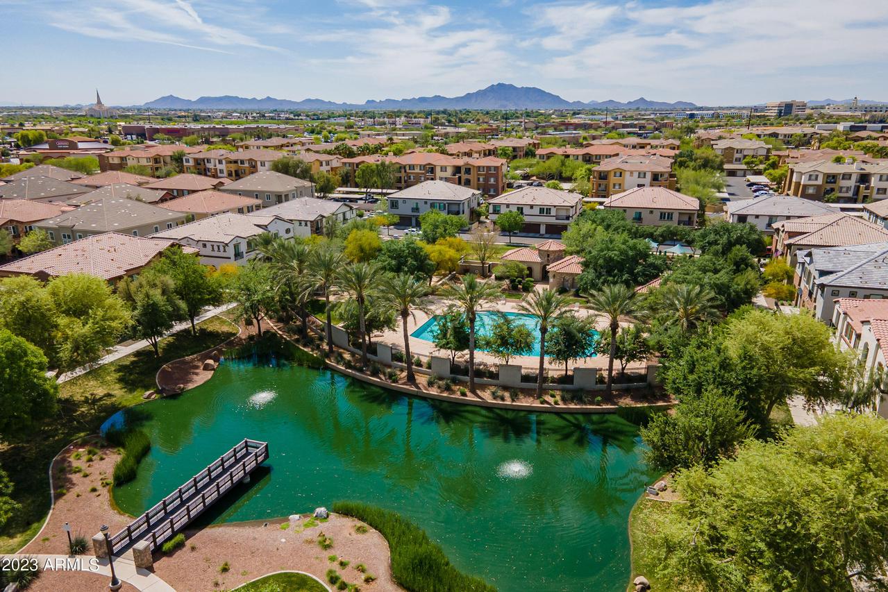 2722 S Cavalier Dr. #101, Gilbert, AZ 85295