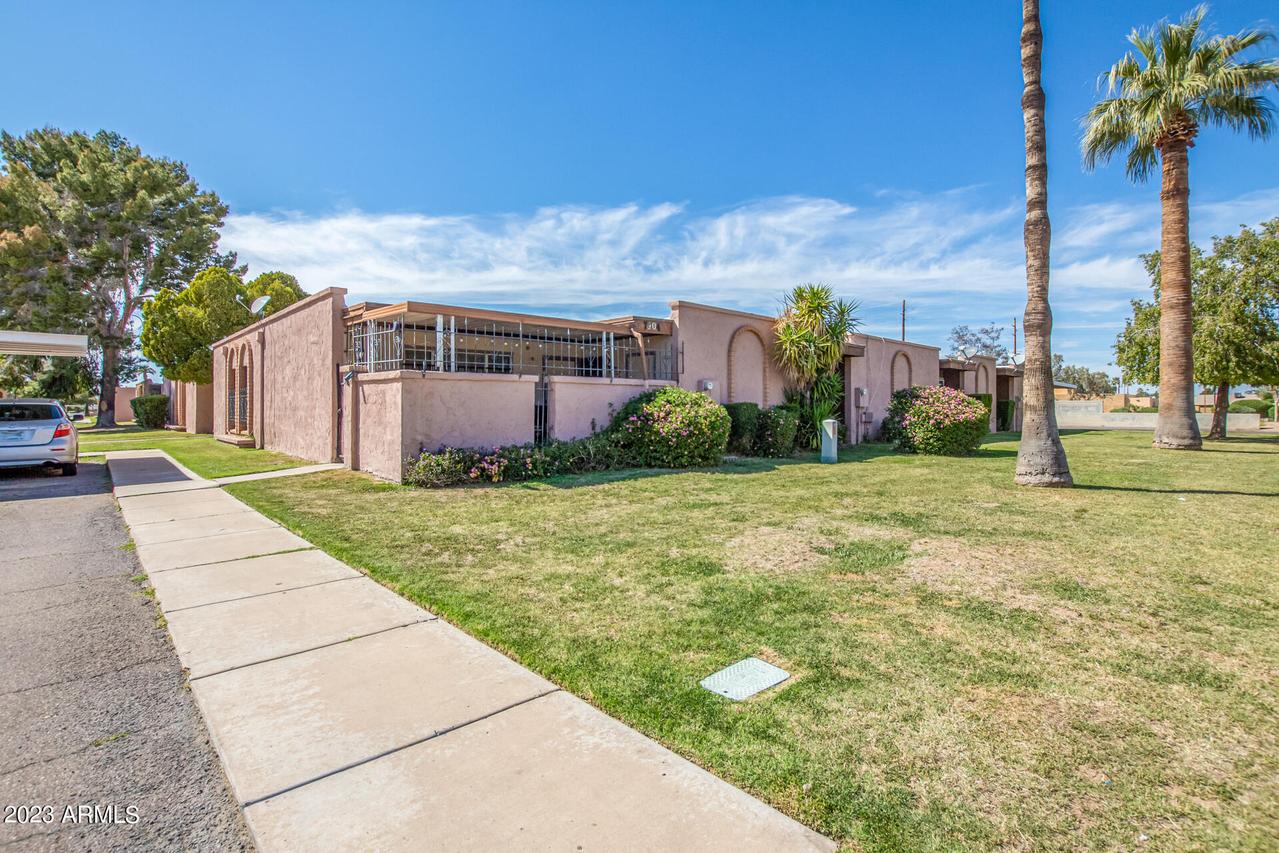 7904 N 59th Ln., Glendale, AZ 85301