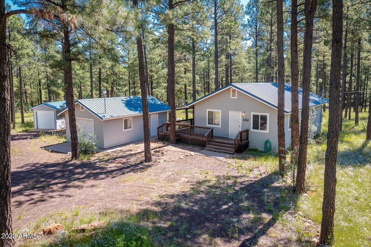 2785 Canyon Ridge Rd., Overgaard, AZ 85933