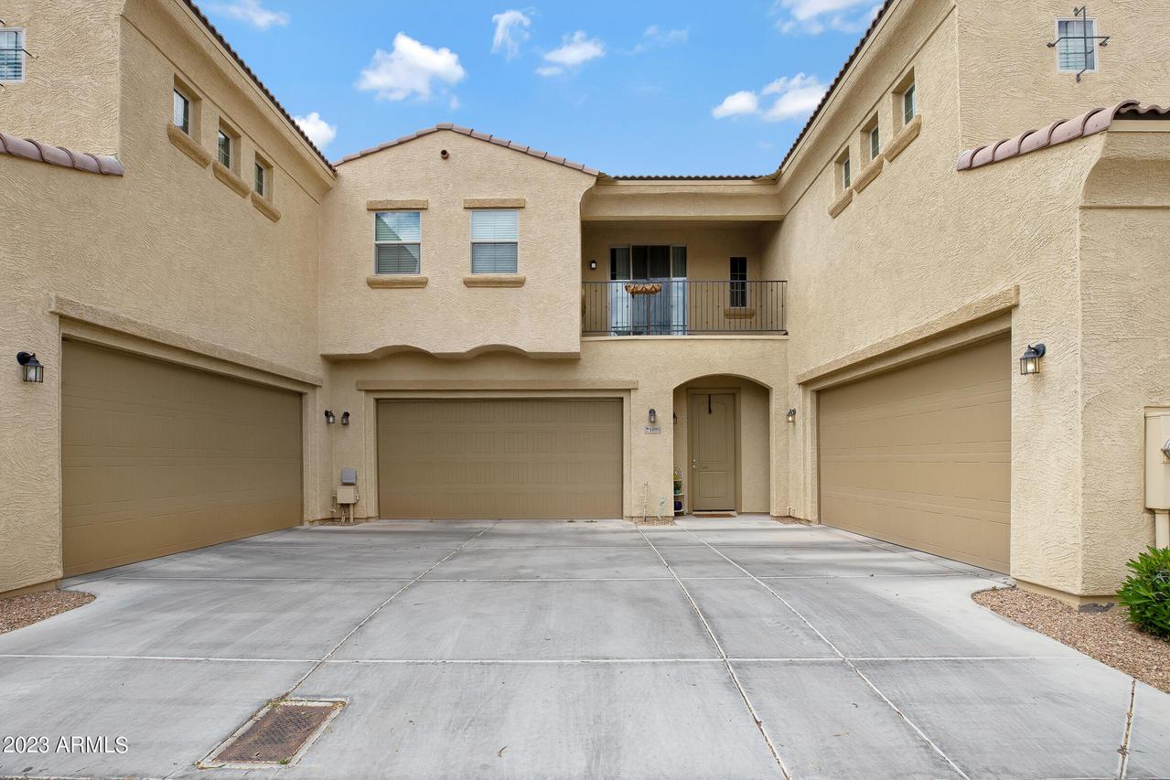 1367 S Country Club Dr. #1095, Mesa, AZ 85210