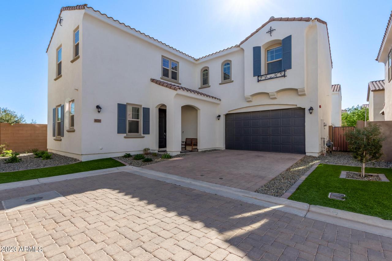 9751 E Kinetic Dr., Mesa, AZ 85212