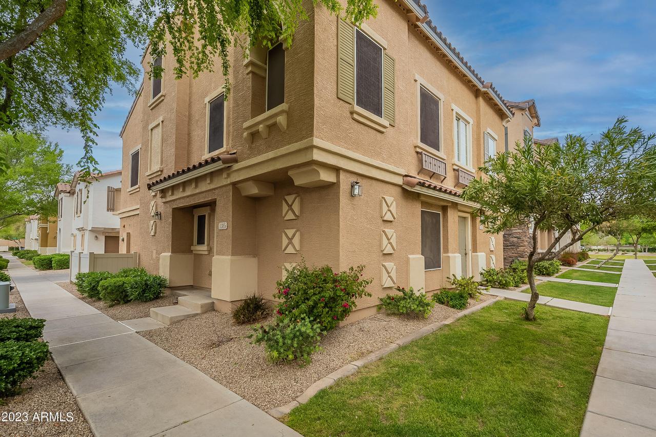 1345 S Sabino Dr., Gilbert, AZ 85296