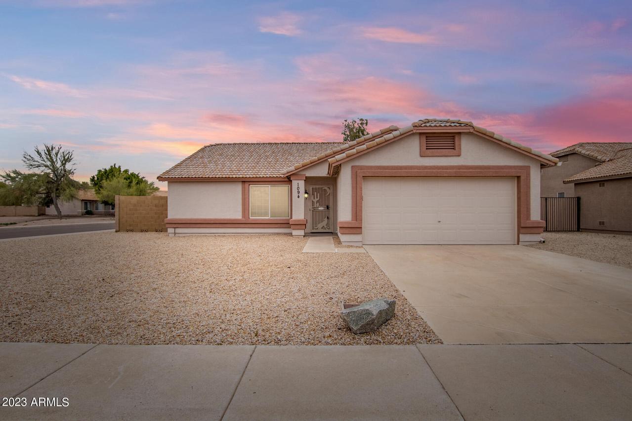 1094 W 15th Ave., Apache Junction, AZ 85120
