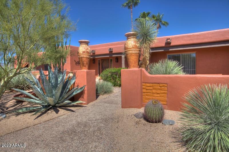 7620 E Cave Creek Rd., Carefree, AZ 85377