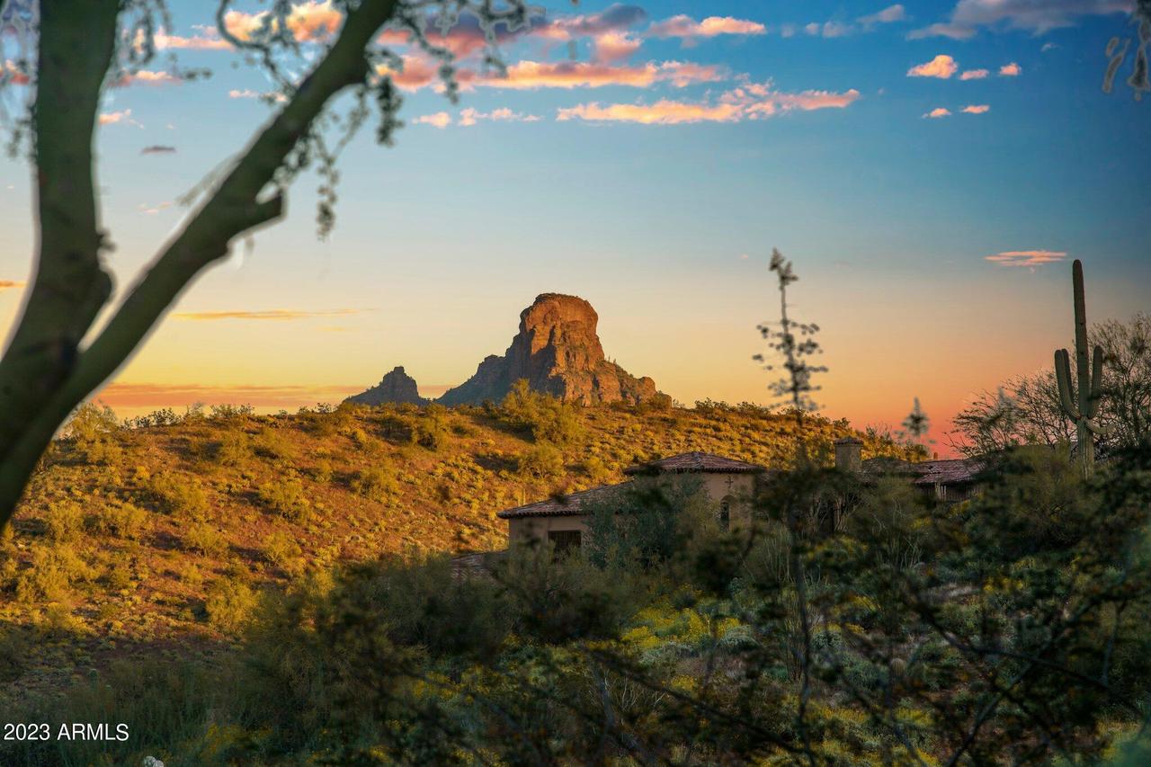 16045 E Ridgestone Dr., Fountain Hills, AZ 85268