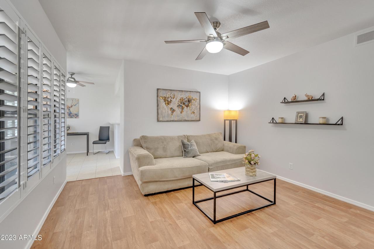 6885 E Cochise Rd. #117, Paradise Valley, AZ 85253