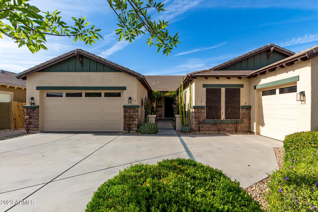 16024 W Wilshire Dr., Goodyear, AZ 85395