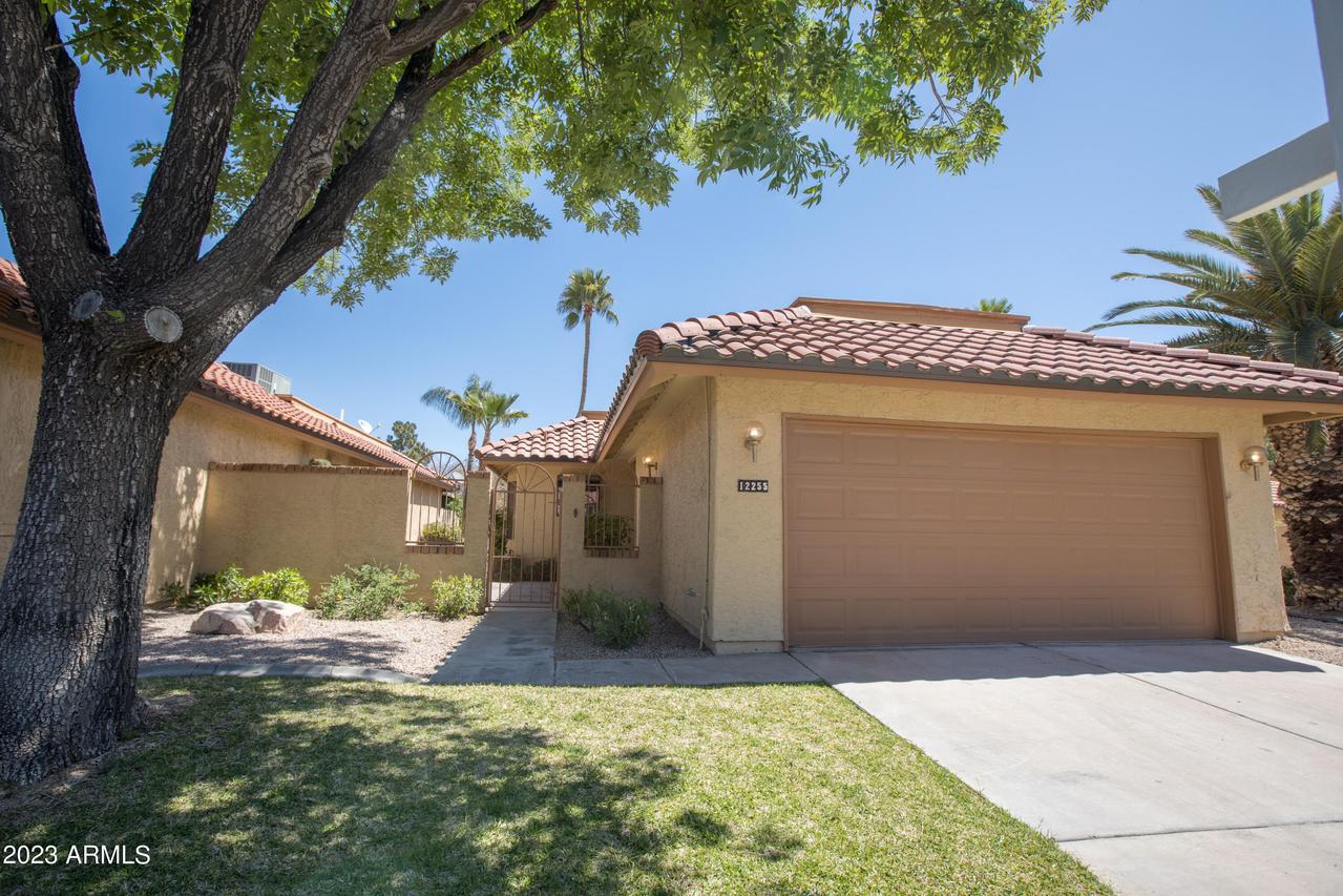 12255 S Shoshoni Dr., Phoenix, AZ 85044