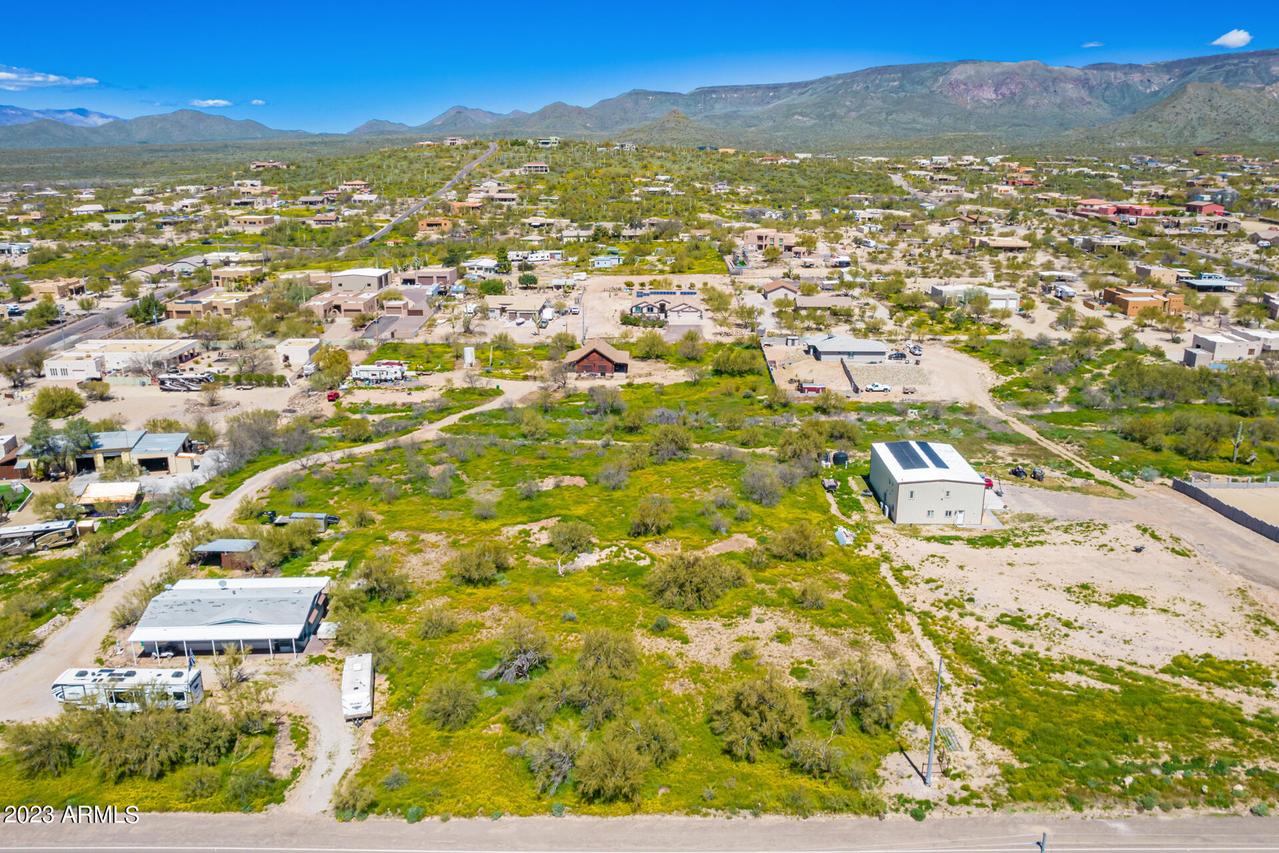 1642 E Circle Mountain Rd. #-, New River, AZ 85087