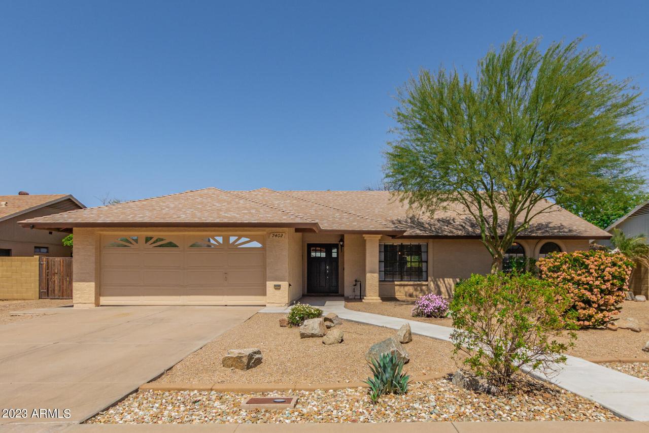 7402 W Windrose Dr., Peoria, AZ 85381