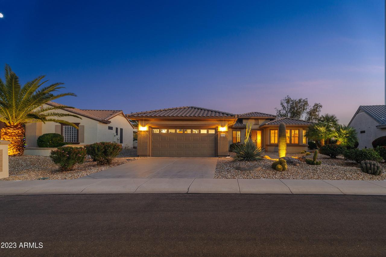 15359 W Skyview Way, Surprise, AZ 85374
