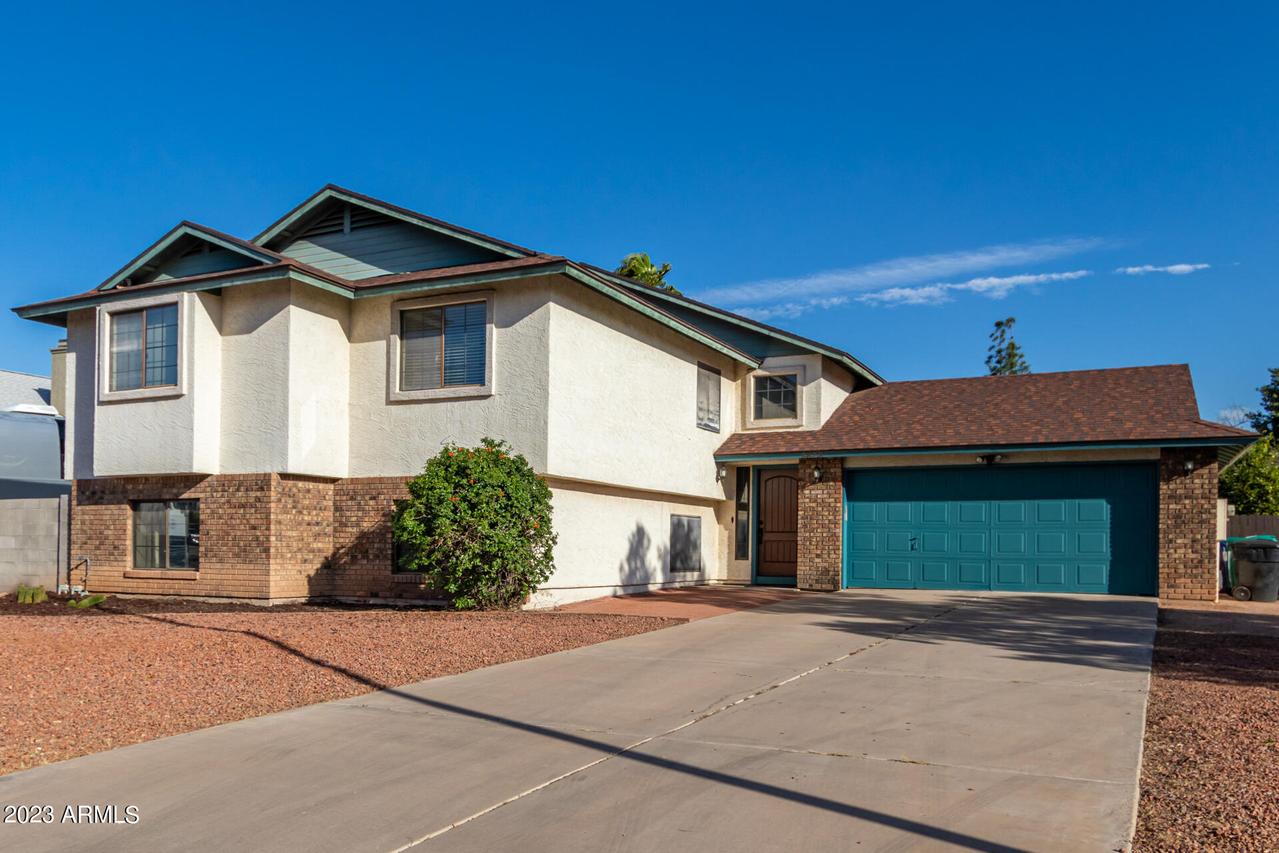 3825 E Dewberry Ave., Mesa, AZ 85206
