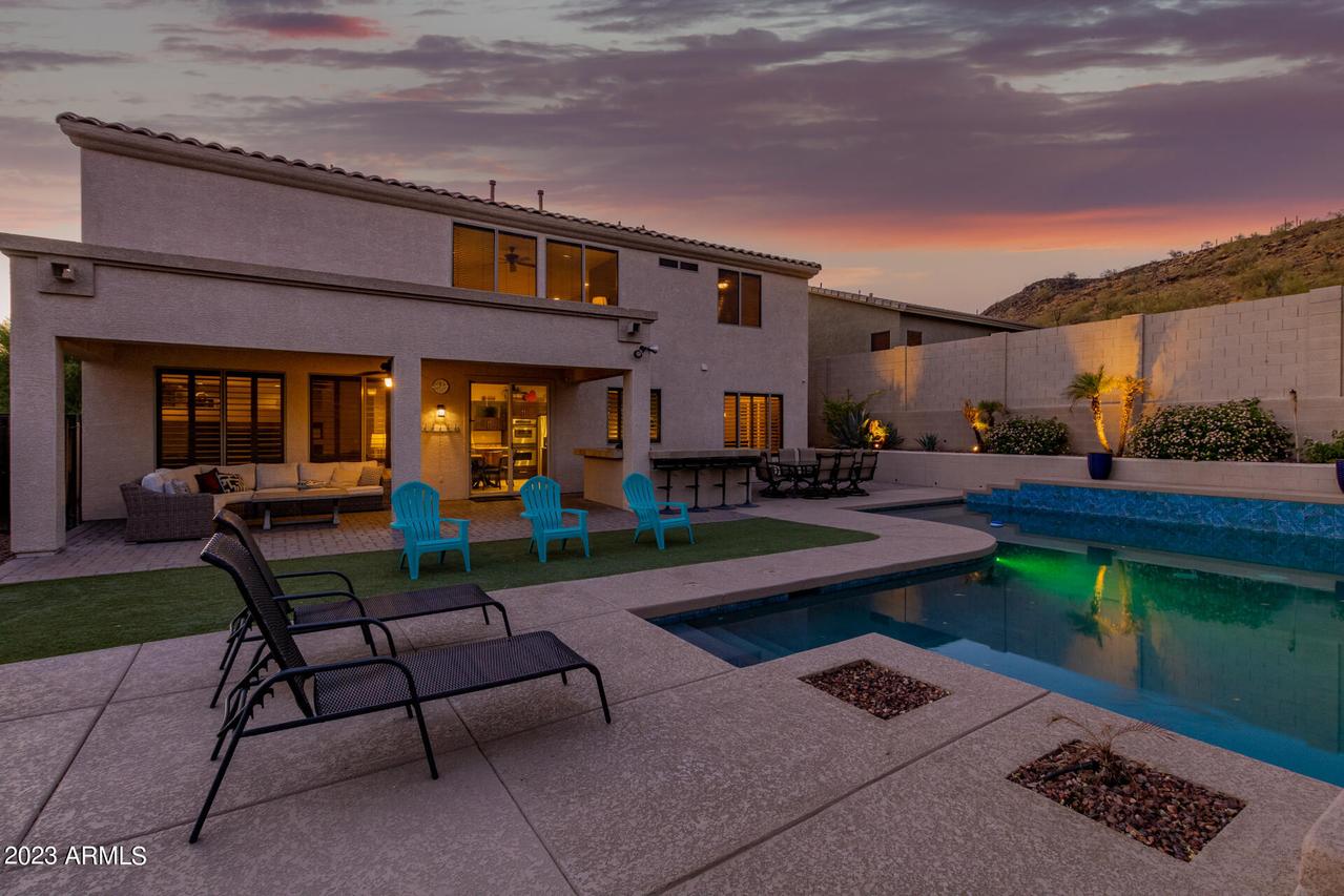 25449 N 40th Ln., Phoenix, AZ 85083