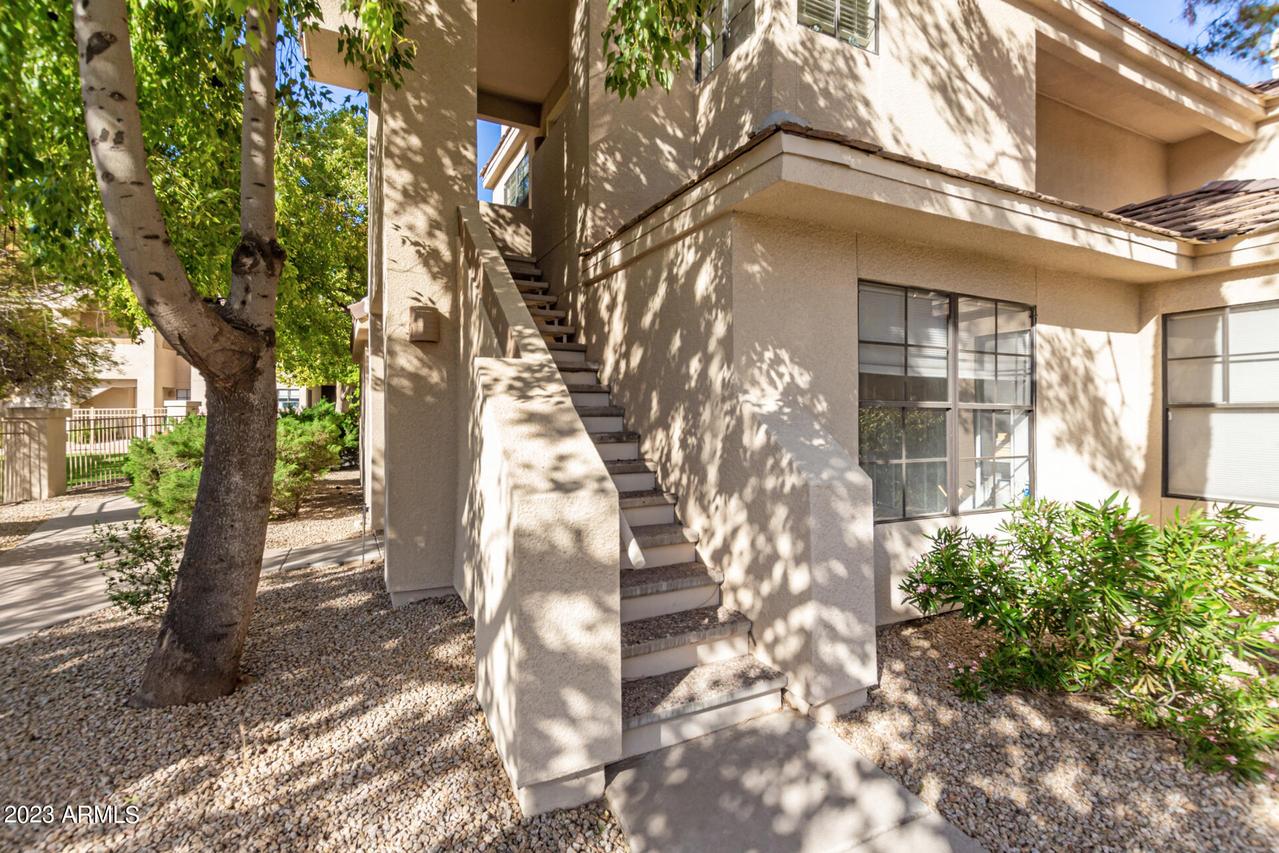 6885 E Cochise Rd. #211, Paradise Valley, AZ 85253