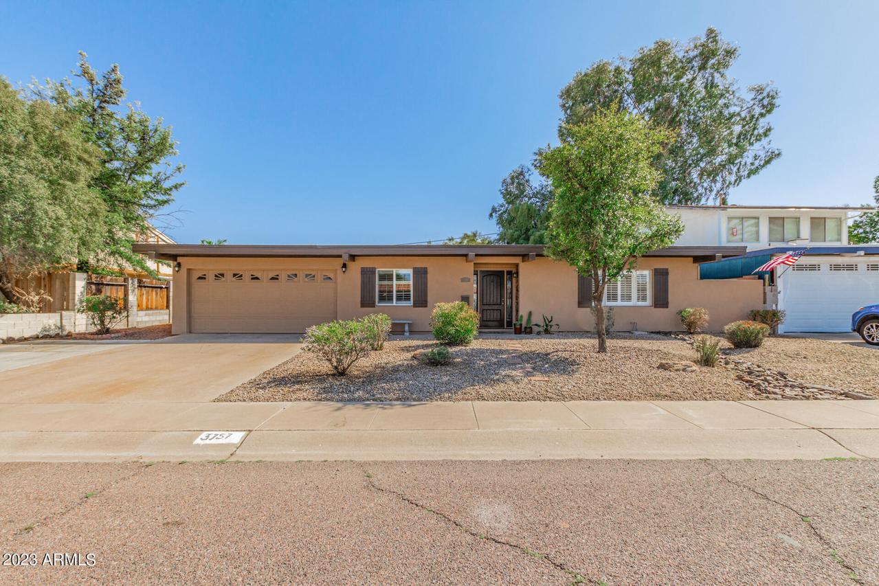 3757 E Sunnyside Dr., Phoenix, AZ 85028