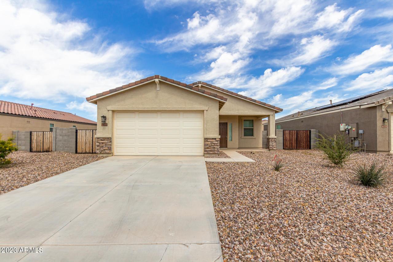 7022 E Aerie Way, San Tan Valley, AZ 85143