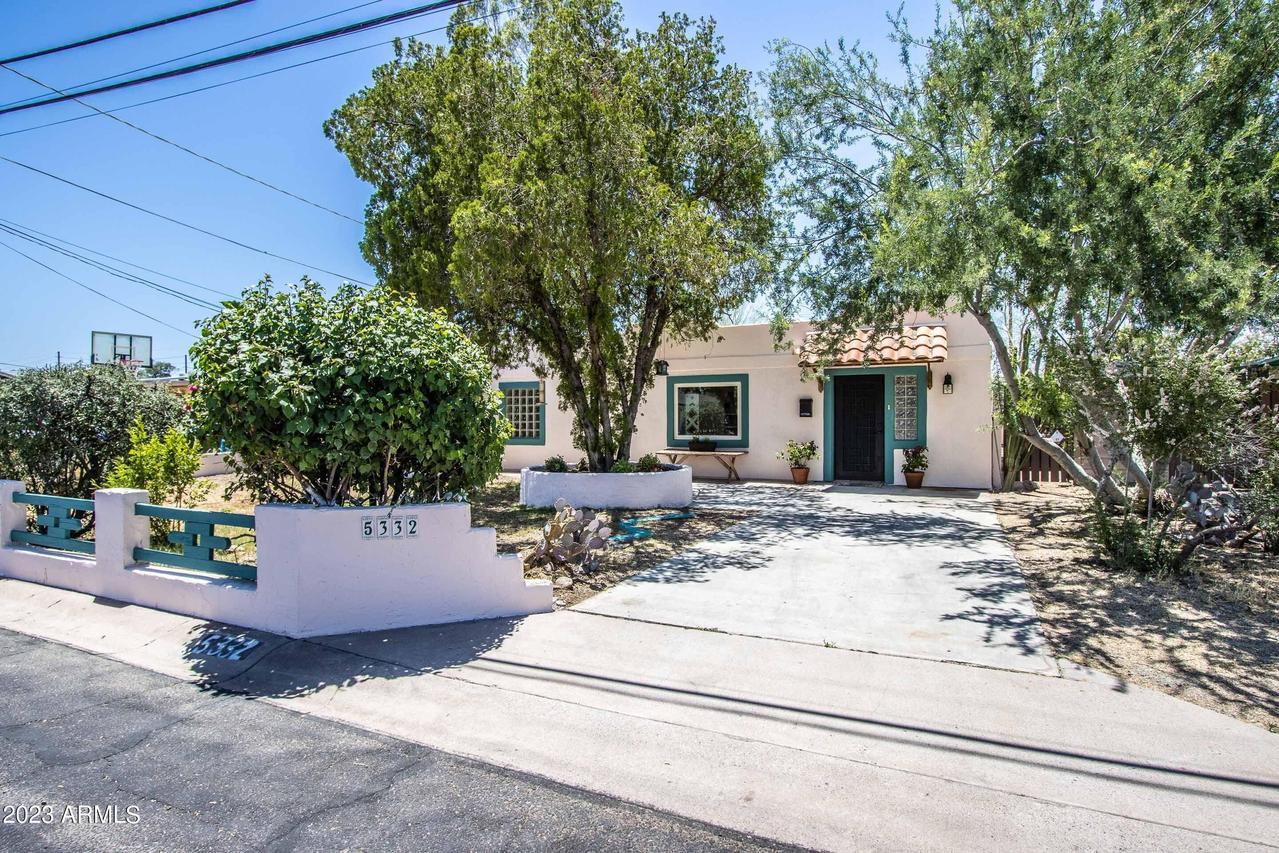 5332 N 22nd Dr., Phoenix, AZ 85015