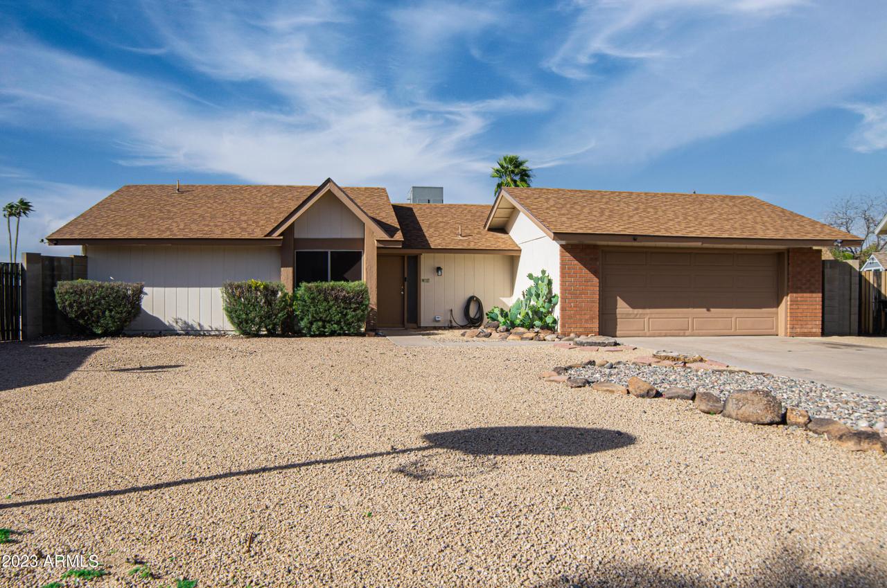 2322 W Country Gables Dr., Phoenix, AZ 85023