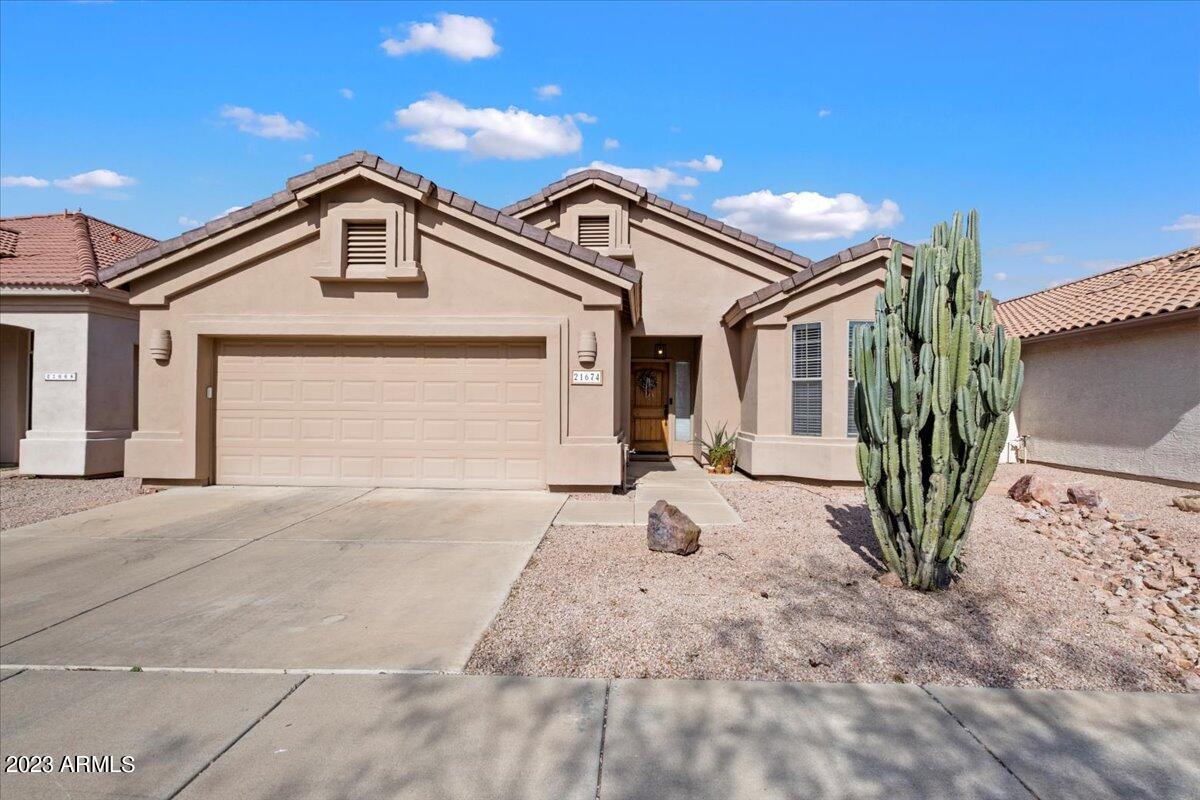 21674 N 61st Ave., Glendale, AZ 85308