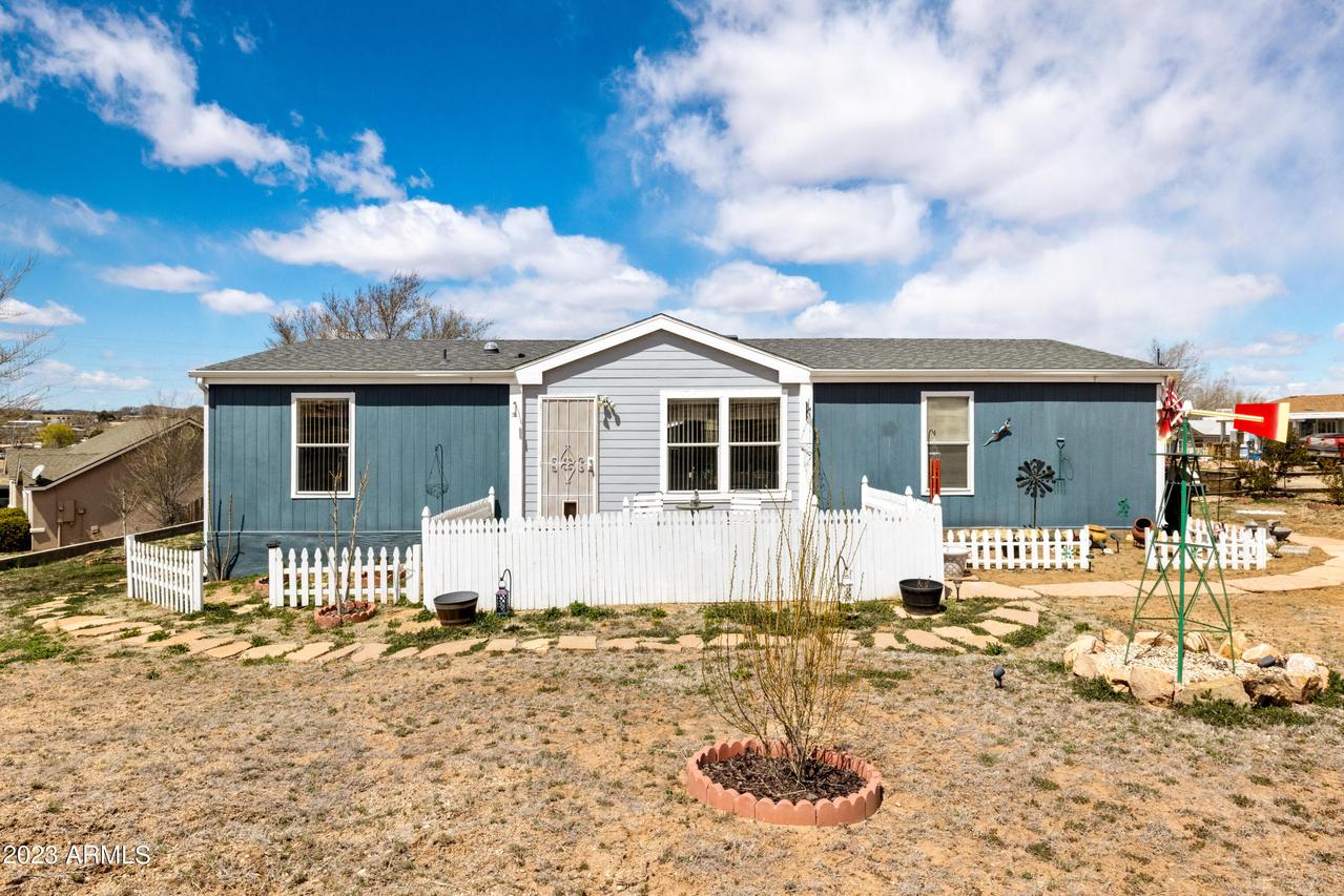 2002 Crow Ln., Chino Valley, AZ 86323