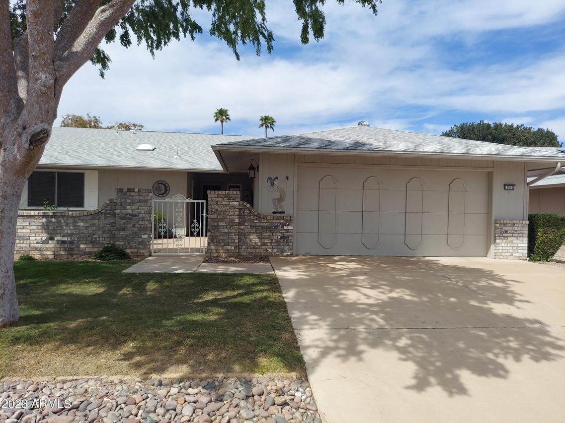 12550 W Seneca Dr., Sun City West, AZ 85375