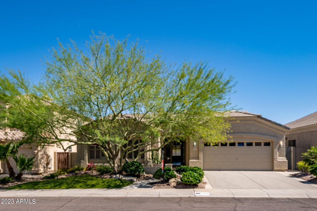 1152 E Cottonwood Ln., Phoenix, AZ 85048