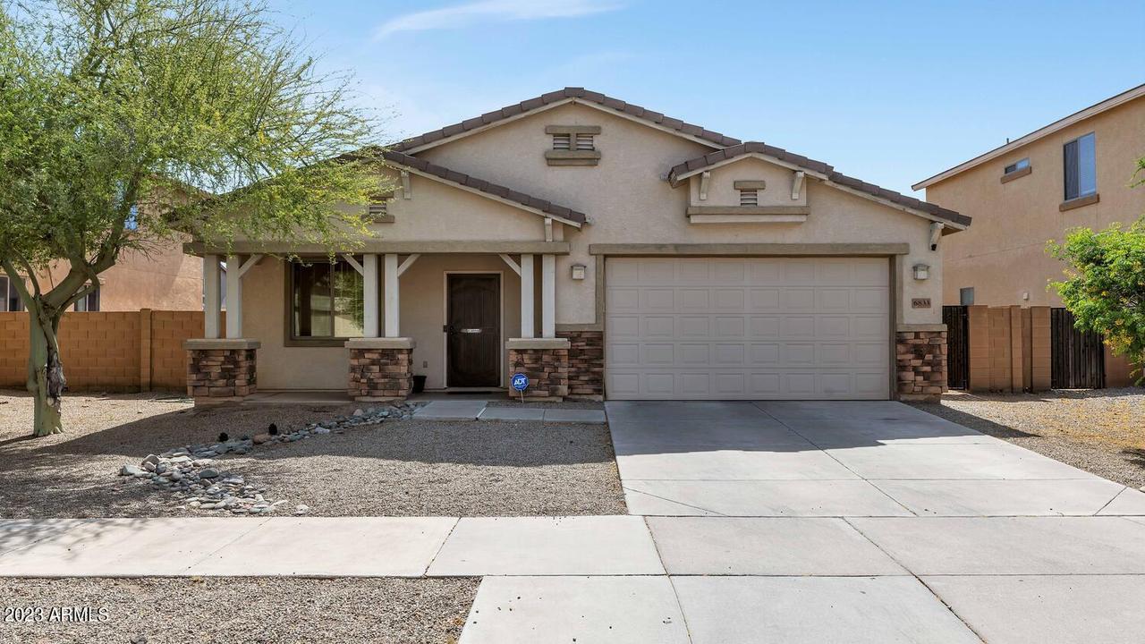 6833 S 68th Ln., Laveen, AZ 85339