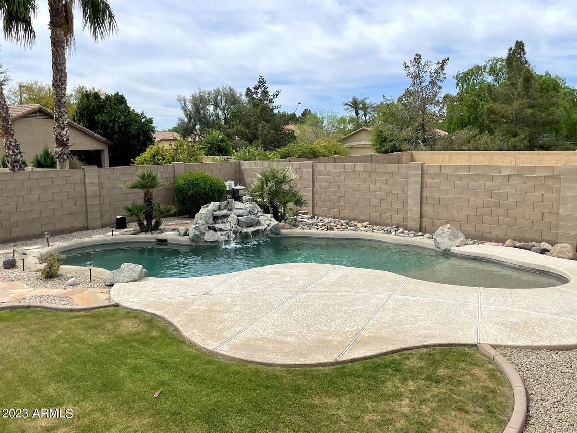 12631 W Campina Dr., Litchfield Park, AZ 85340