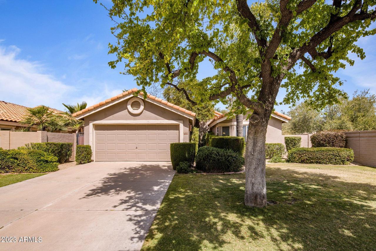 9586 E Corrine Dr., Scottsdale, AZ 85260
