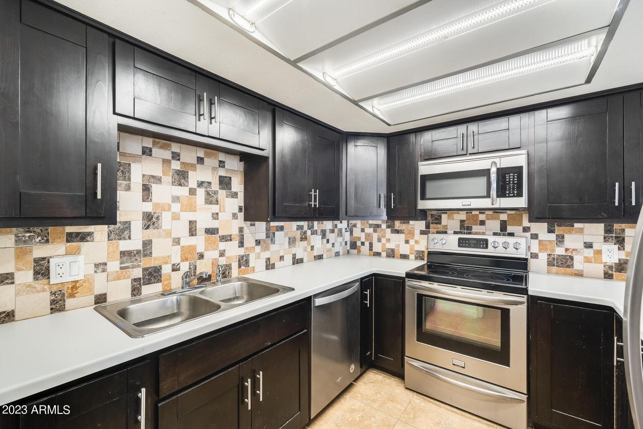 202 E Ruth Ave. #11, Phoenix, AZ 85020