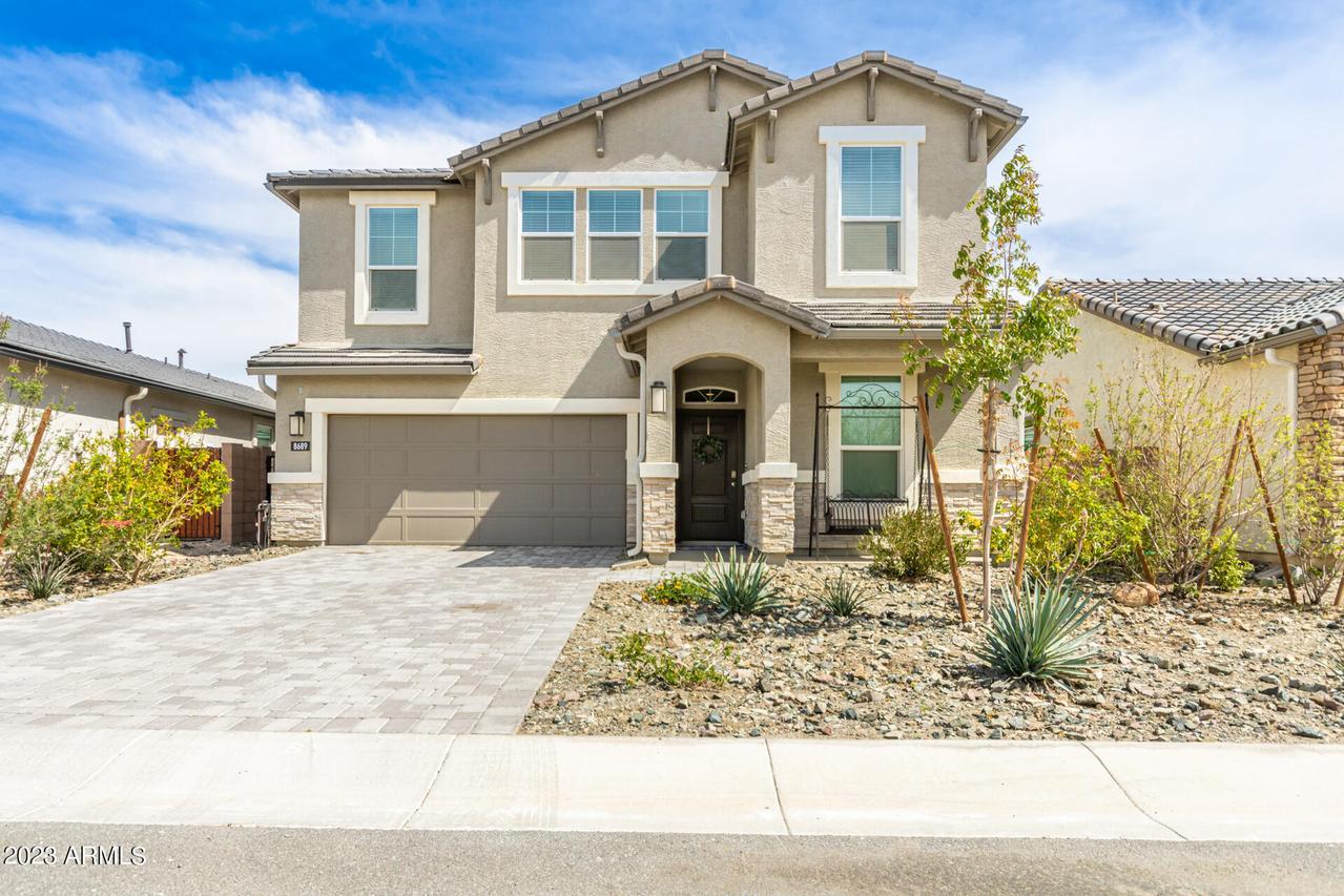 8689 S 165th Ave., Goodyear, AZ 85338