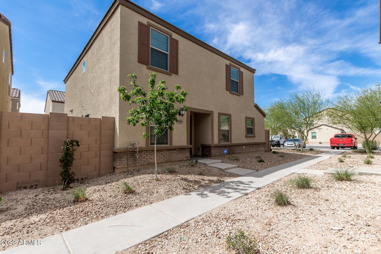 3924 S 79th Ln., Phoenix, AZ 85043