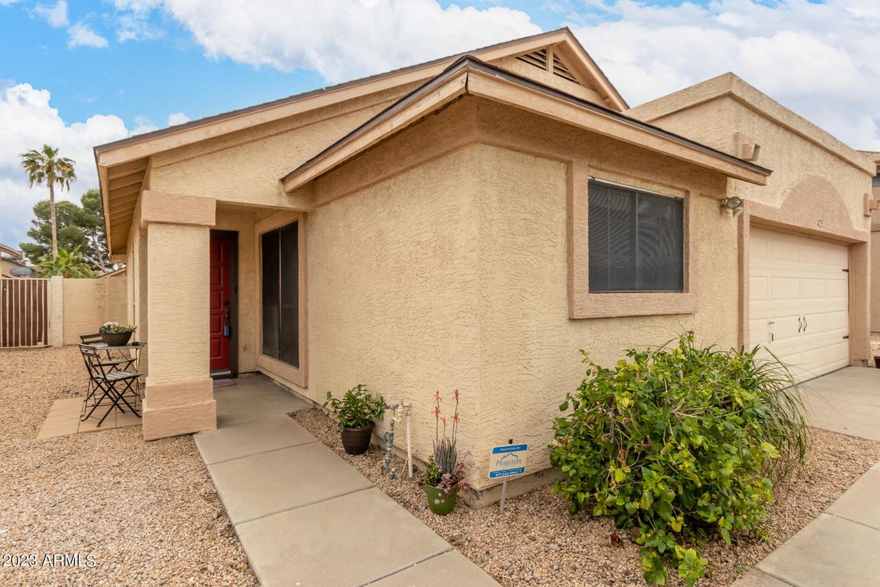 425 E Piute Ave., Phoenix, AZ 85024