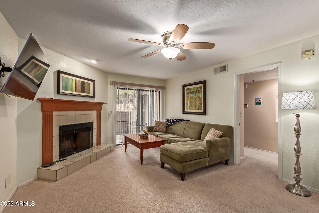 3031 N Civic Center Plz. #144, Scottsdale, AZ 85251