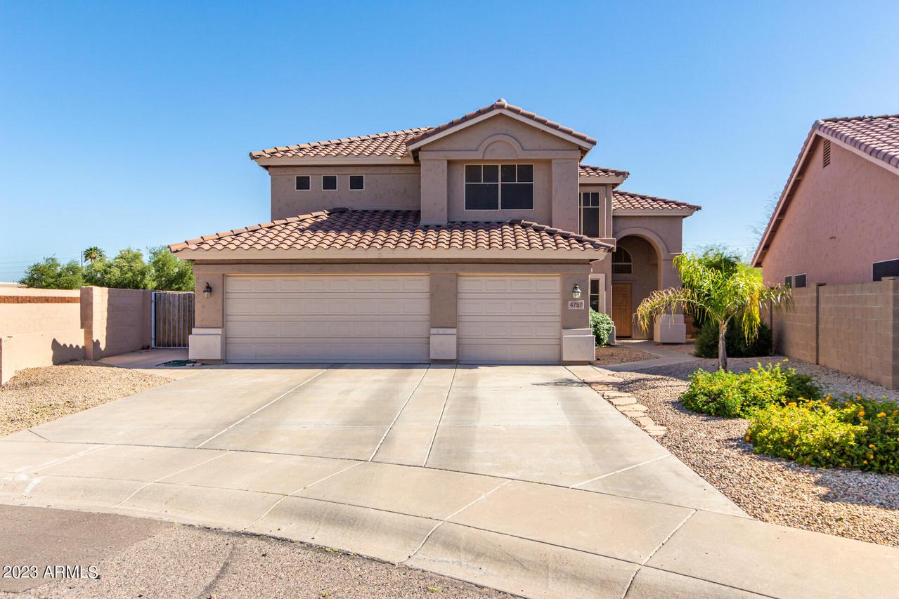 4757 E South Fork Dr., Phoenix, AZ 85044