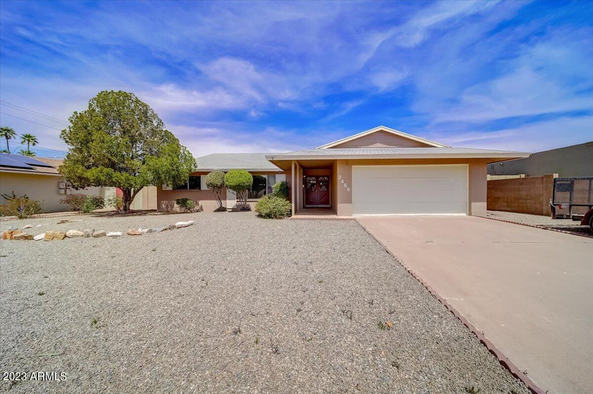 3456 W Gelding Dr., Phoenix, AZ 85053