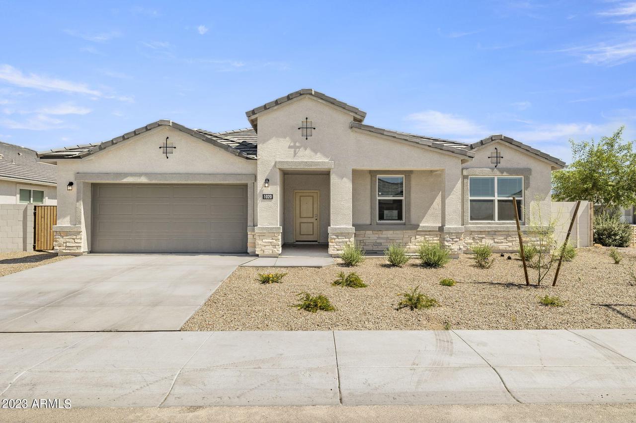 1020 W Falls Canyon Dr., Casa Grande, AZ 85122