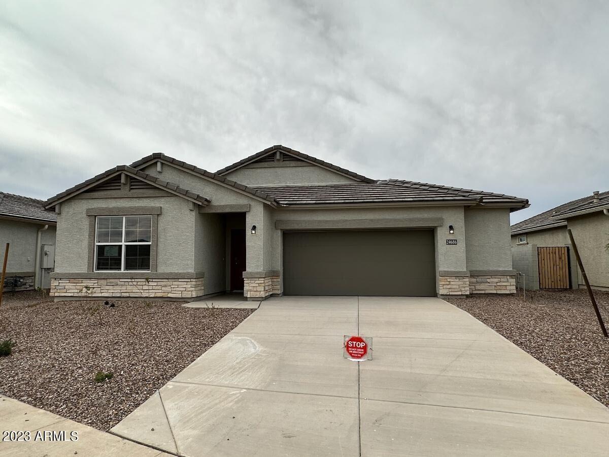 18581 W Hackamore Dr., Surprise, AZ 85387