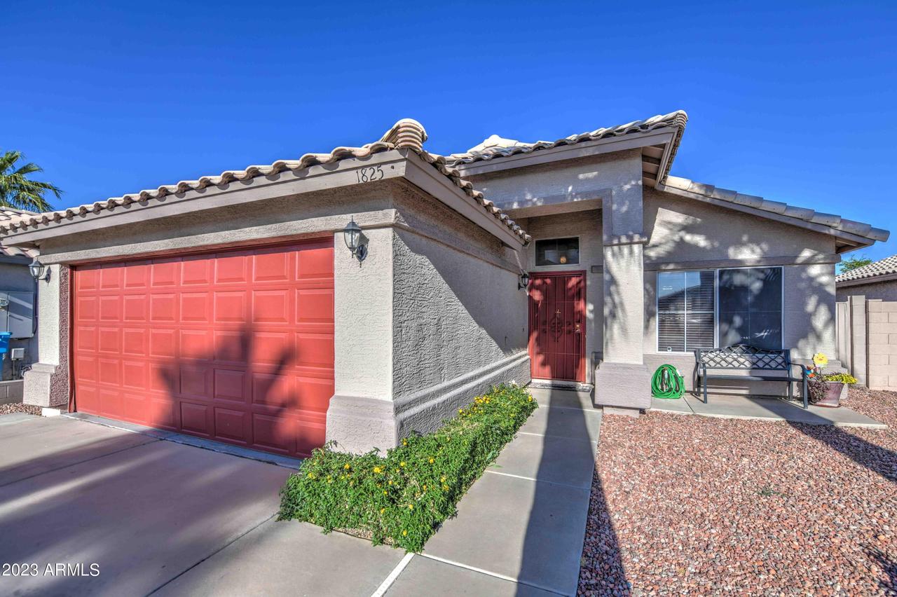 1825 N 88th Ave., Phoenix, AZ 85037