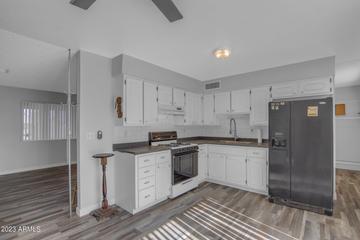 647 S 75th Pl., Mesa, AZ 85208