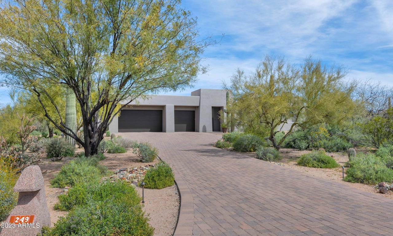 8300 E Dixileta Dr. #249, Scottsdale, AZ 85266
