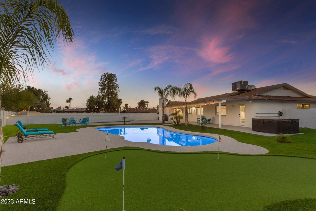 18805 N 31st Dr., Phoenix, AZ 85027