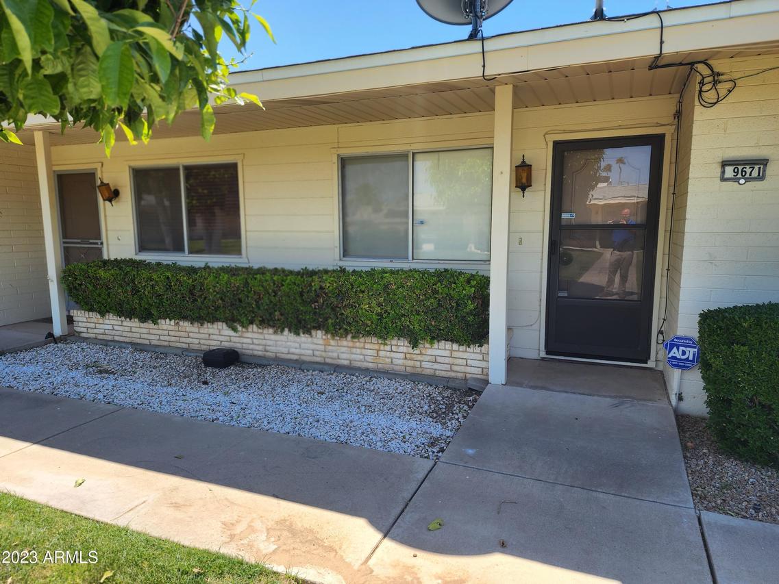 9671 N 111th Ave., Sun City, AZ 85351