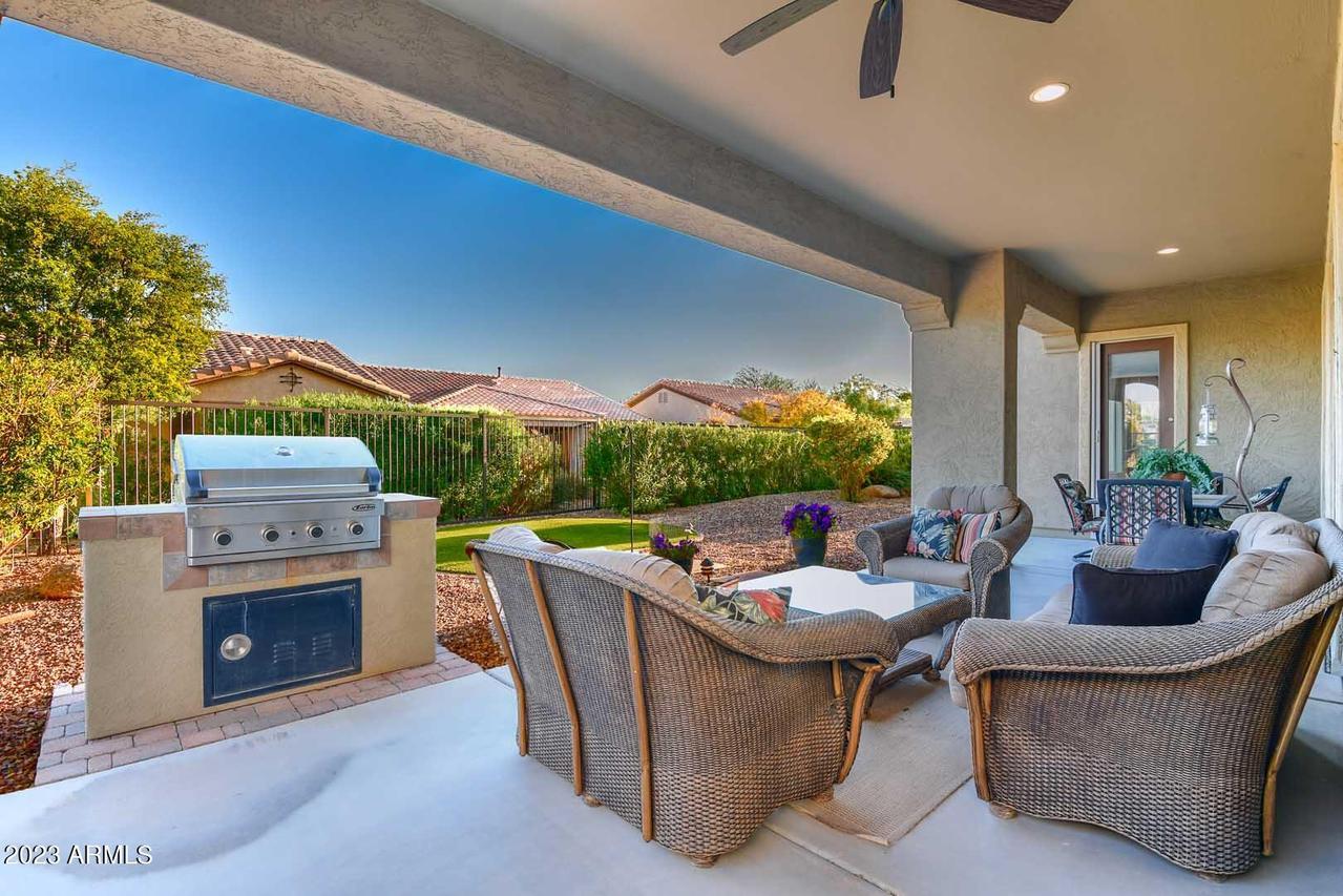 12379 W Bent Tree Dr., Peoria, AZ 85383