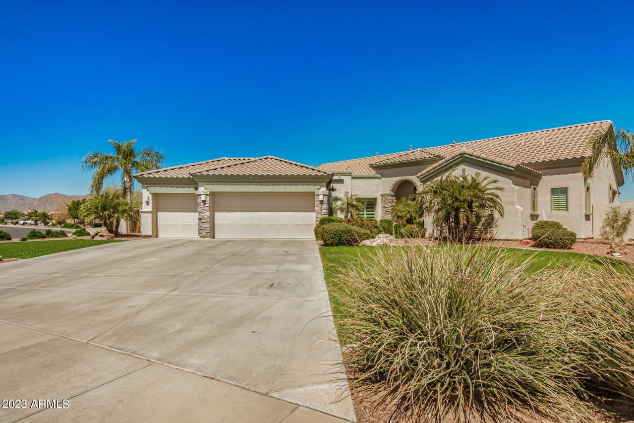 18422 W Montebello Ave., Litchfield Park, AZ 85340