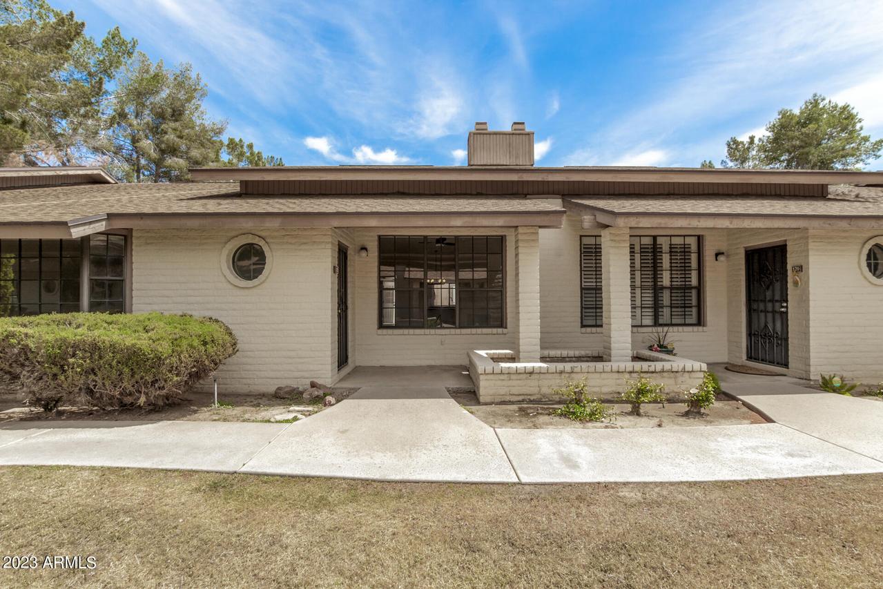 1550 N Stapley Dr. #121, Mesa, AZ 85203