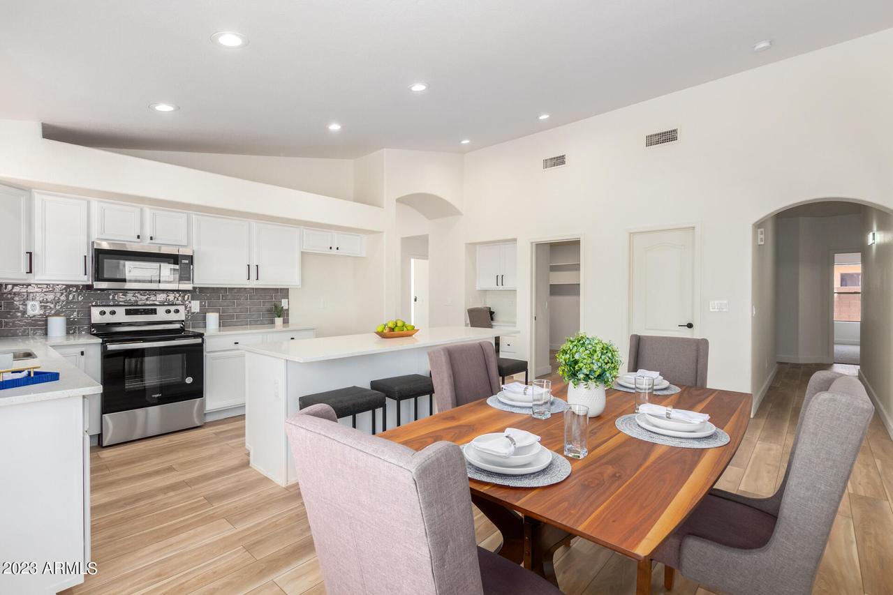 9614 W Orchid Ln., Peoria, AZ 85345