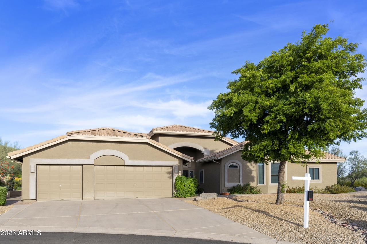 9099 E Brittle Bush Rd., Gold Canyon, AZ 85118