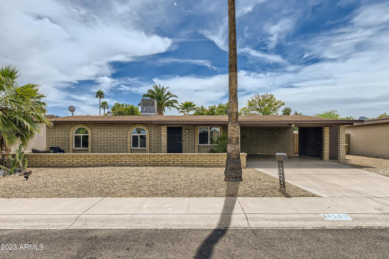 4149 E Beryl Ave., Phoenix, AZ 85028